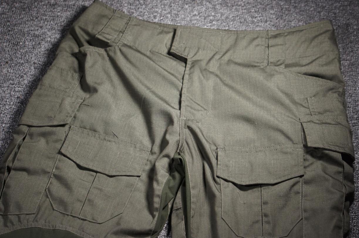 Uniforme Tattica Combat Set - Ranger Green (Giacca + Pantaloni + Ginocchiere)